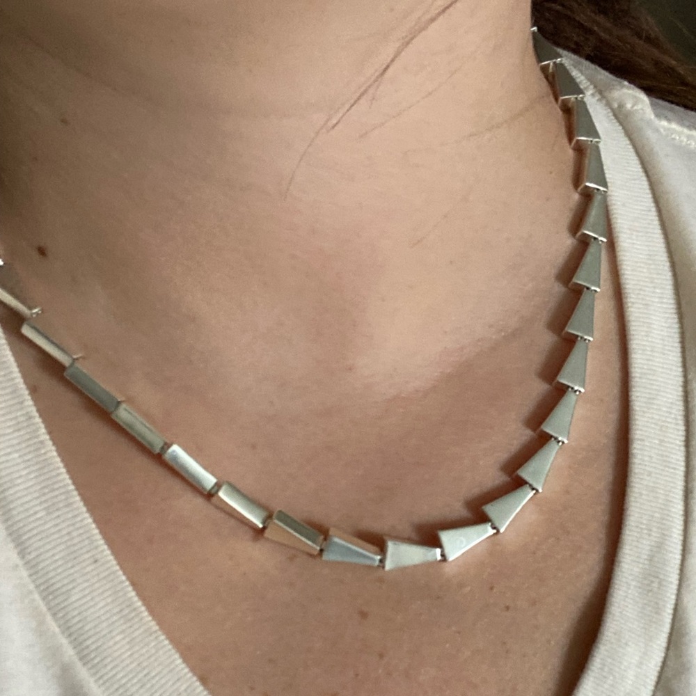 NWOT Silver Kendra Scott Necklace 💗